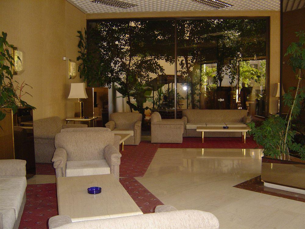 Hotel Mistral El Pireo Interior foto